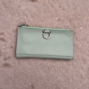 Sapahn PARKER DELUXE WRISTLET in Mint Oil Leather